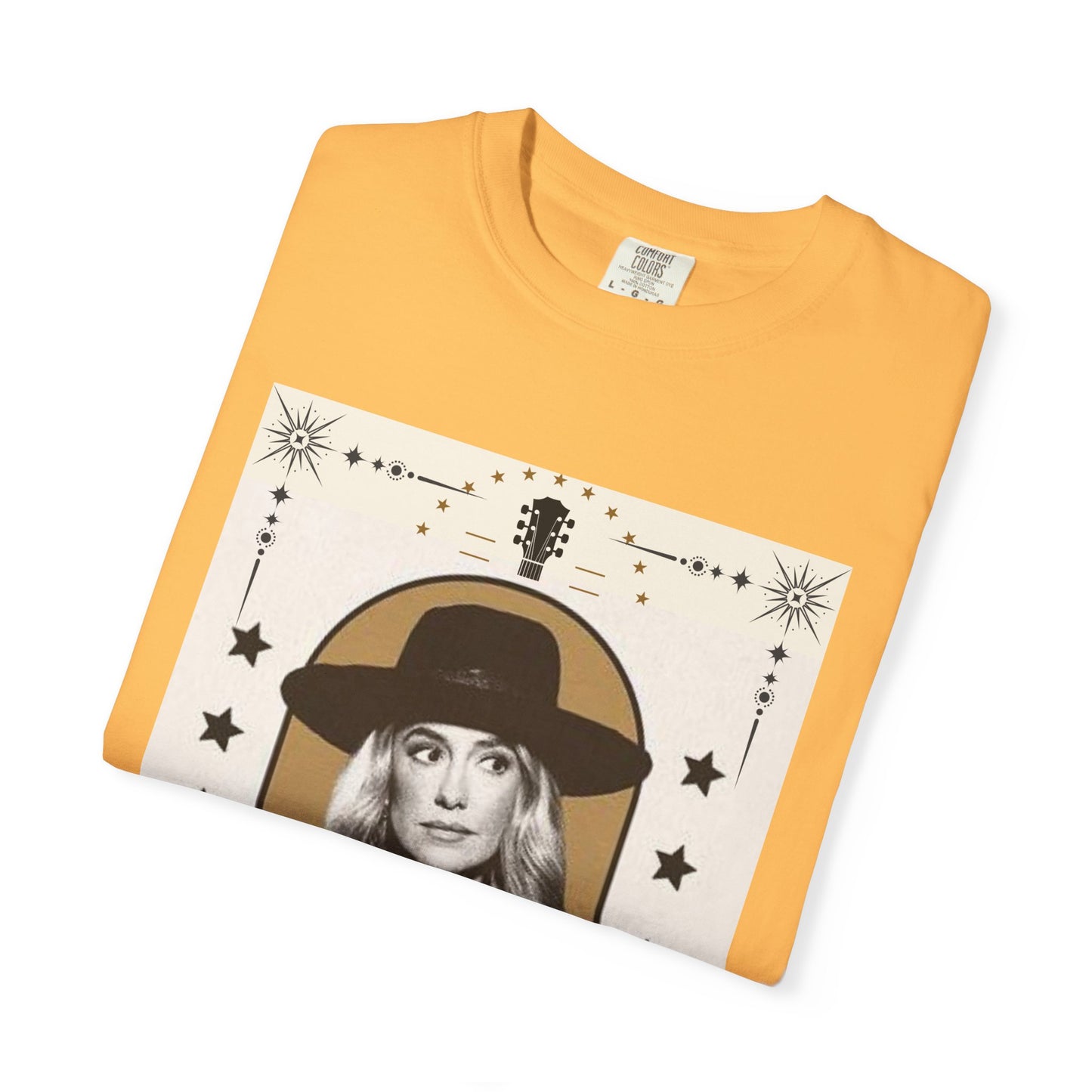 Desert Vibes Graphic Lainey T-Shirt, Boho Style Tee, Music Lover Shirt, Unisex Vintage Tee, Perfect Gift for Festivals & Concerts