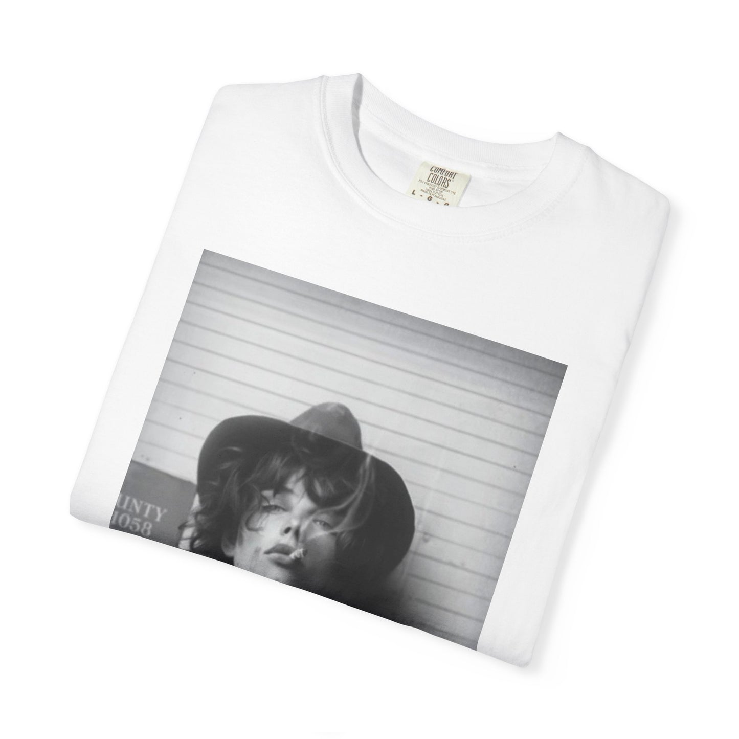 Retro Outlaw Graphic Smoke T-Shirt, Cool Vintage Style Tee, Perfect for Festivals, Casual Wear, Gift for Music Lovers