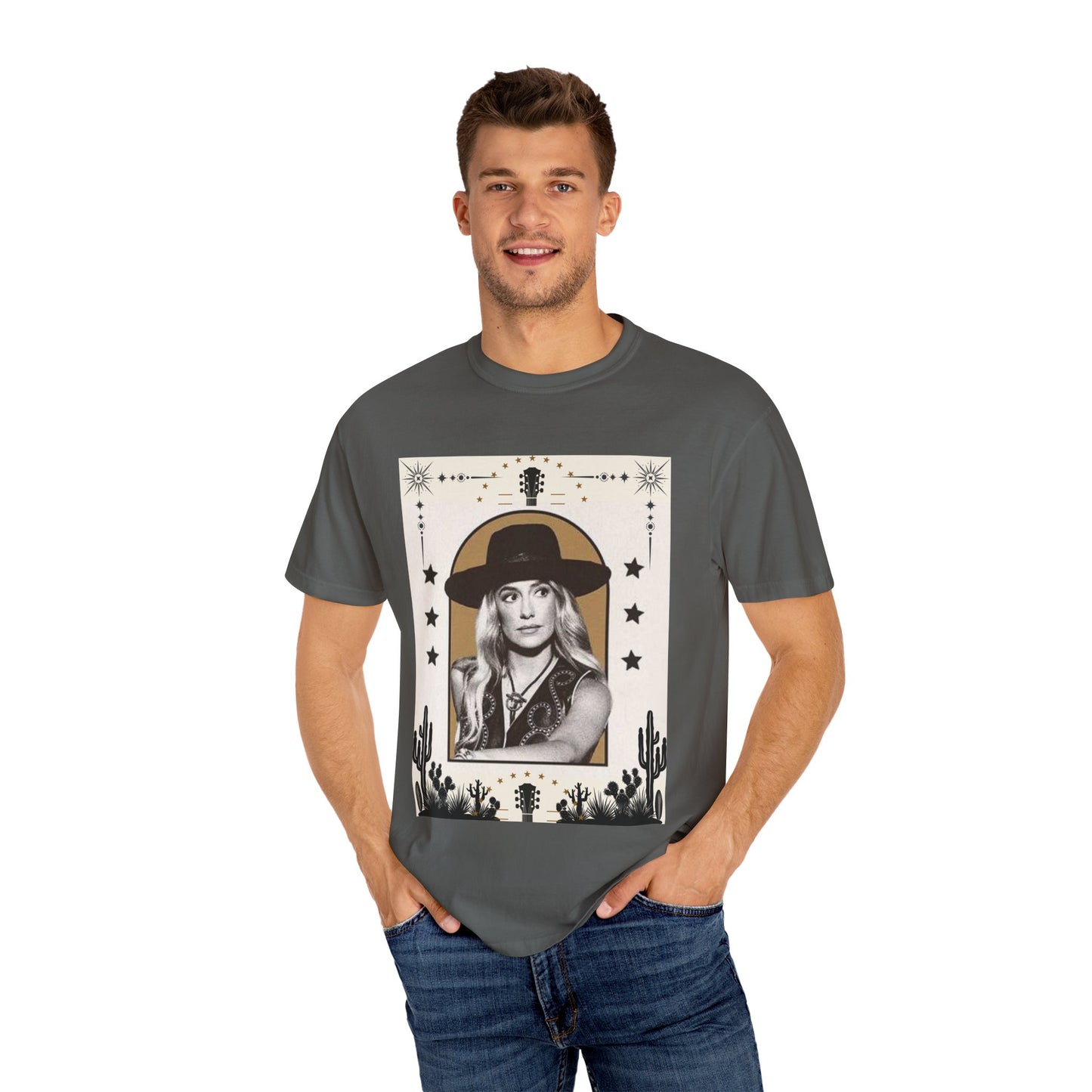 Desert Vibes Graphic Lainey T-Shirt, Boho Style Tee, Music Lover Shirt, Unisex Vintage Tee, Perfect Gift for Festivals & Concerts